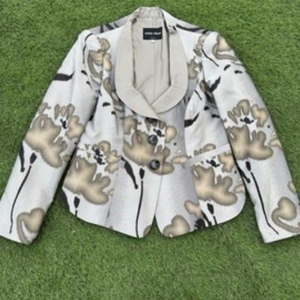 Women’s Giorgio Armani RARE Silk Organza Blazer Sz 40 mint !